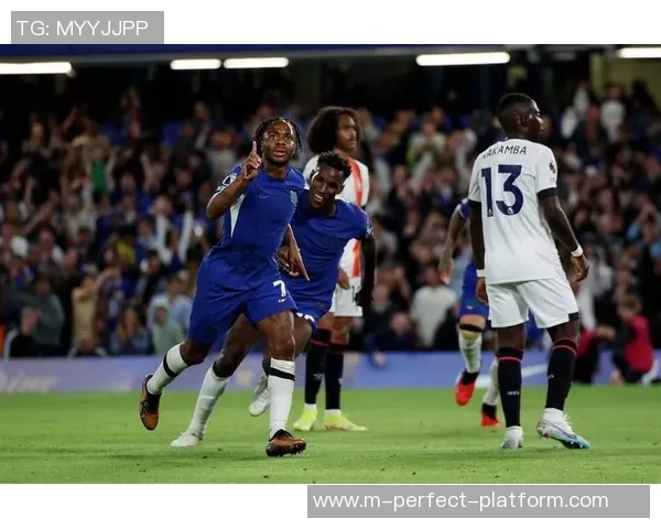 切尔西超级阵容成功打造蓝色风暴席卷欧洲赛场引发热议